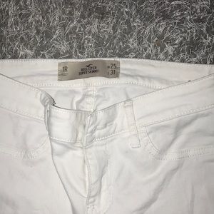 A great condition white jeans!